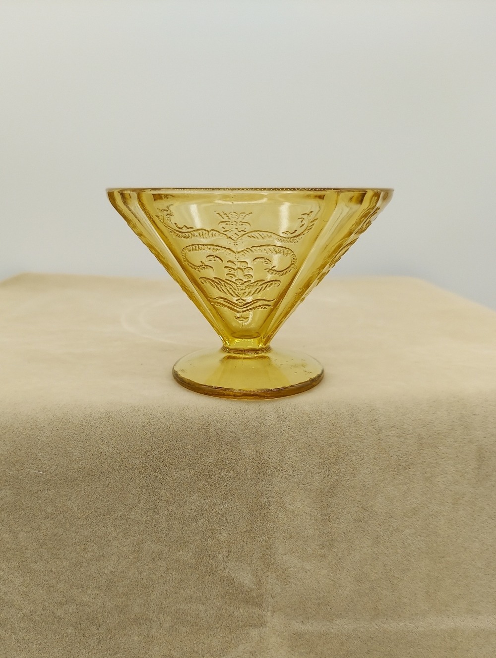 Vintage Federal Glass Madrid Amber Depression Sherbet Cup